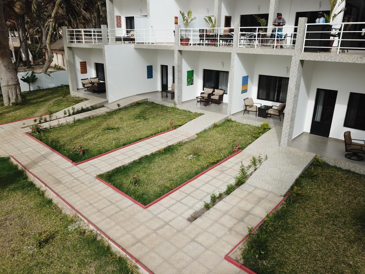 Swiss Boutique Hotel (Adults Only) Serrekunda Exterior photo